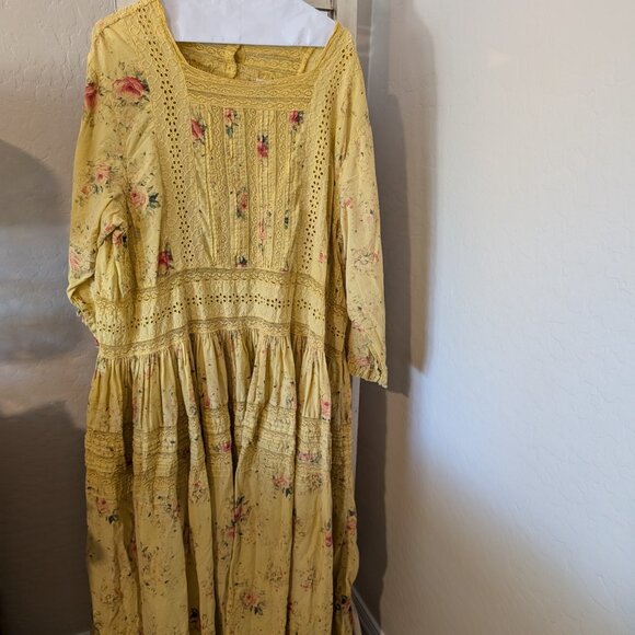 NEW Magnolia Pearl Floral Raelle Dress - Picture 6 of 6